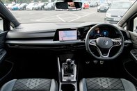Volkswagen Golf R-LINE TSI 3