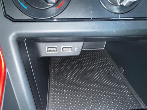 Volkswagen Polo BEATS TSI 54