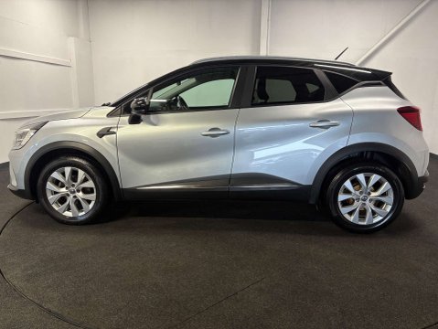 Renault Captur 1.3 Captur Iconic TCe 5dr 3