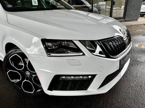 Skoda Octavia 2.0 TSI vRS DSG Euro 6 (s/s) 5dr 5