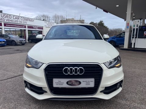Audi A1 TFSI S LINE 8