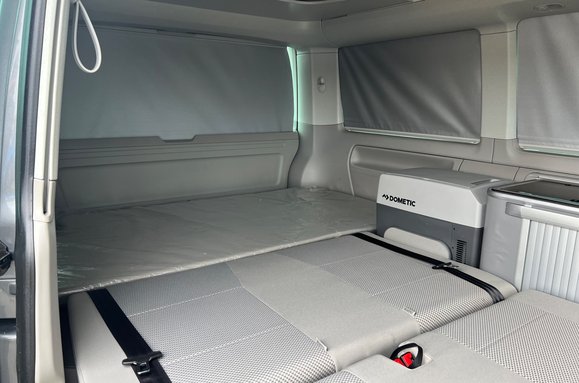 Volkswagen California BEACH 2.0 TDI AUTO CAMPERVAN 49