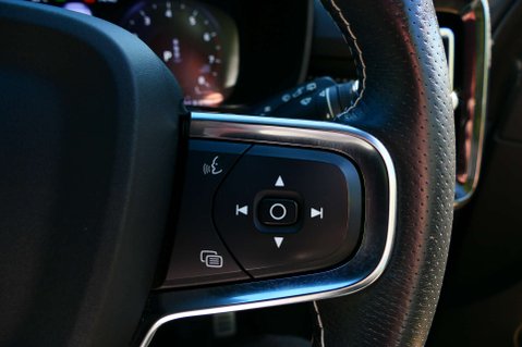 Volvo XC40 1.5 XC40 R-Design T3 Auto 5dr 41