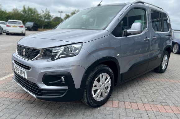 Peugeot Rifter HORIZON RE WAV 16
