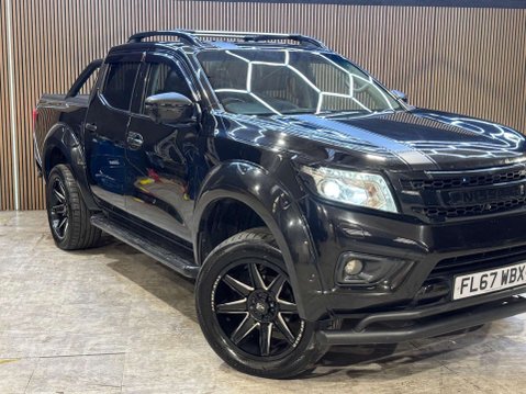 Nissan Navara 2.3 Navara Tekna dCi Auto 4WD 5dr 14