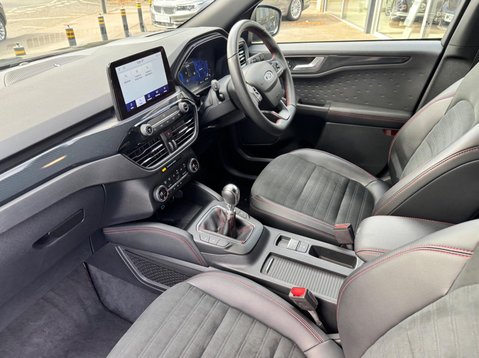 Ford Kuga ST-LINE X FIRST EDITION ECOBLUE 21