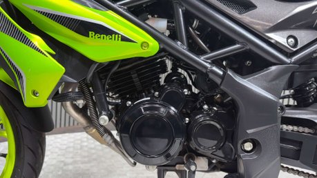 Benelli BN 2025 ONLY 4K IDEAL COMMUTER / LEARNER BIKE 125CC NAKED 28