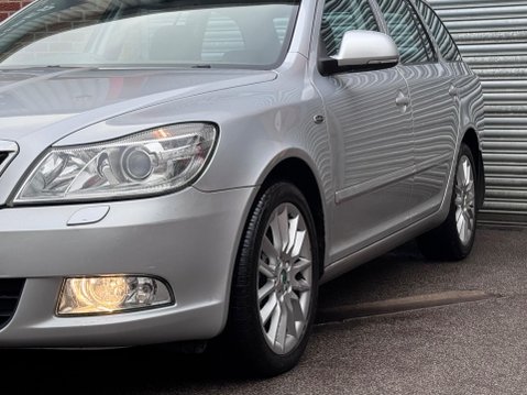 Skoda Octavia 1.8 TSI Laurin & Klement Estate 5dr Petrol Manual Euro 5 (160 ps) 11