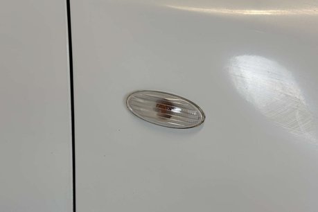 Nissan LEAF 24kWh Visia Hatchback 5dr Electric Auto (107 bhp) 24