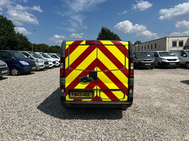 Renault Trafic AUTO SWB L1 Sl28 Sport Edc Dci Air Con Alloys Sensors Cruise EURO 6 7