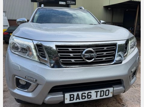 Nissan Navara 2.3 dCi Tekna Pickup Double Cab 4dr Diesel Auto 4WD Euro 6 (190 ps) 3