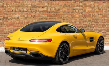 Mercedes-Benz Amg GT GT S 7
