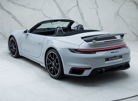 Porsche 911 Turbo S Cabriolet (992) 15