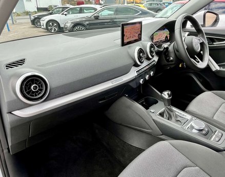 Audi Q2 1.5 Q2 Sport 35 TFSI Semi-Auto 5dr 16
