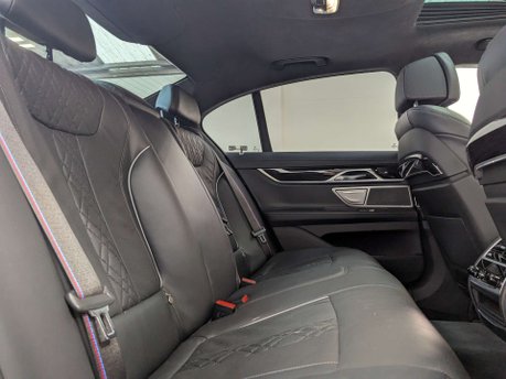BMW 7 Series 4.4 750i M Sport xDrive Auto 4WD 4dr 49