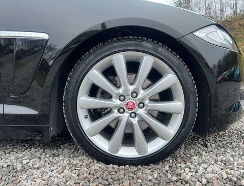 Jaguar XF 2.2d Portfolio Saloon 4dr Diesel Auto Euro 5 (s/s) (200 ps) 10