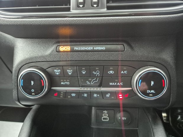 Ford Kuga ST-LINE X EDITION 25