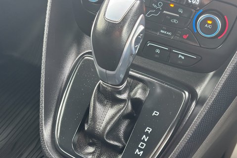 Ford Transit Connect 250 L2 Sport 120ps Tdci Panel Van - Rear Camera / Climate Control 33