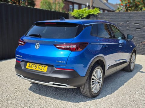 Vauxhall Grandland X 1.6 Turbo D BlueInjection Tech Line Nav Euro 6 (s/s) 5dr 4