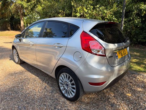 Ford Fiesta 1.0 Fiesta Titanium 5dr 7