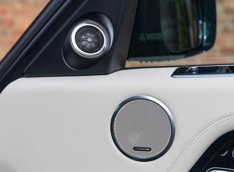 Land Rover Range Rover 4.4 SDV8 Autobiography 27