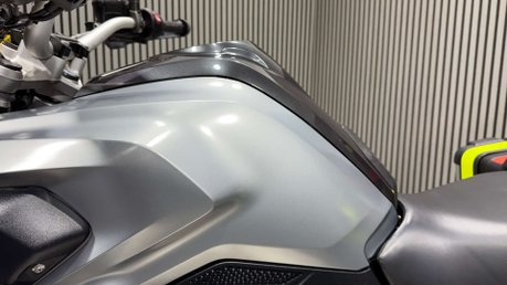 BMW R1200GS LC 2013 LOTS OF EXTRAS FULL LUGGAGE ONLY 36K SERVICED 32