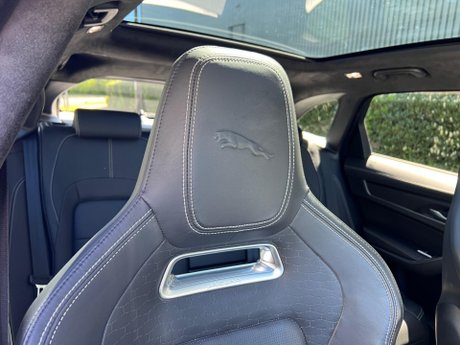 Jaguar F-Pace 2.0 D200 MHEV R-Dynamic HSE Auto AWD Euro 6 (s/s) 5dr 19