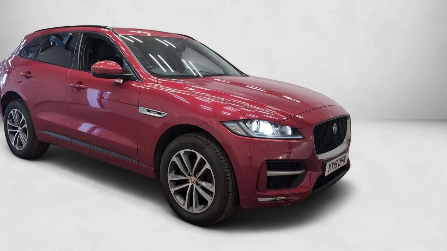 2019 Jaguar F-Pace