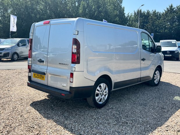 Renault Trafic SWB L1H1 Low Roof Sport 280 EURO 6 6