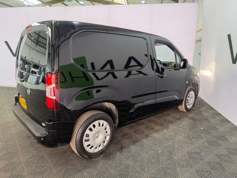 Vauxhall Combo 1.5 Combo 2300 Professional Turbo D S/S 10