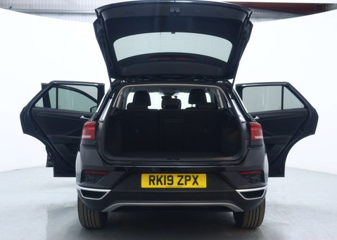 Volkswagen T-Roc 1.5 TSI GPF EVO SE SUV 5dr Petrol DSG Euro 6 (s/s) (150 ps) 57