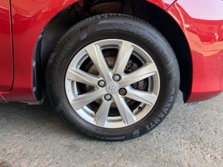 Toyota Yaris 1.33 Dual VVT-i TR Euro 5 5dr 20