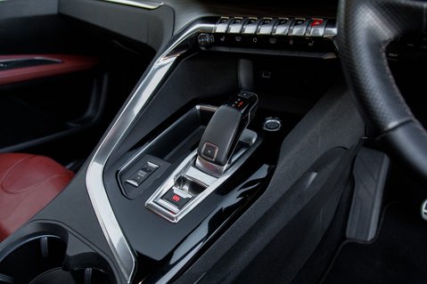 Peugeot 3008 PURETECH S/S GT PREMIUM 37