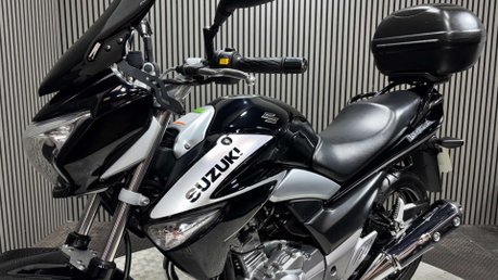 Suzuki Inazuma GW 2014 ONLY 6K MOT SEPTEMBER 2027 WARRANTY A2 READY 250CC 25