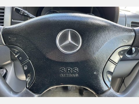 Mercedes-Benz Sprinter 2.1 213 CDi BlueEFFICIENCY Panel Van 4dr Diesel Manual RWD L2 (200 g/km, 12 19