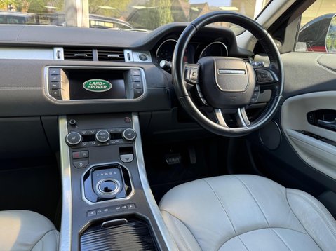 Land Rover Range Rover Evoque TD4 SE TECH 24