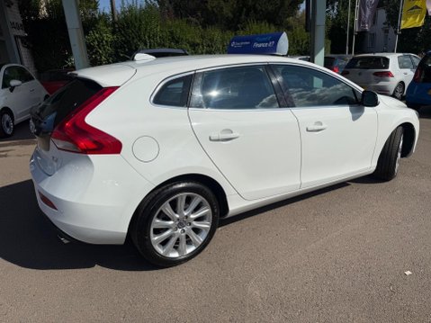 Volvo V40 1.6 T3 SE Euro 5 (s/s) 5dr 14