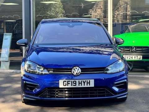 Volkswagen Golf R TSI 4MOTION DSG 3