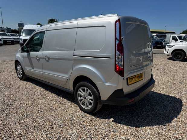 Ford Transit Connect AUTO LWB L2H1 Low Roof Limited Air Con Alloys Sens 8