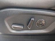 Ford Galaxy TITANIUM X ECOBLUE 34