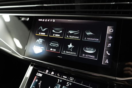 Audi Q8 3.0 TFSI V6 55 Black Edition SUV 5dr Petrol Tiptronic quattro Euro 6 (s/s) 11