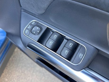 Mercedes-Benz GLA 1.3 GLA180 AMG Line (Premium Plus) 7G-DCT Euro 6 (s/s) 5dr 53