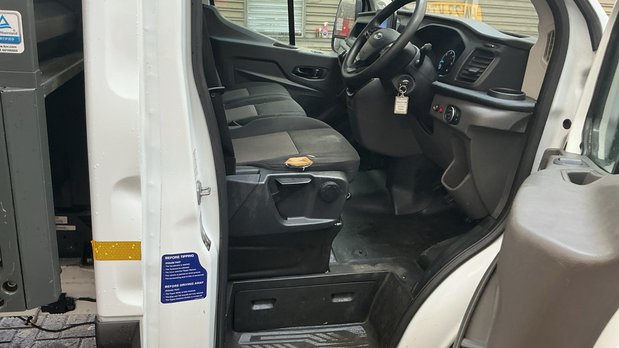 Ford Transit Tipper MWB L2 Leader 350 Air Con Sensors Tow Bar EURO 6 9