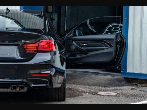 BMW M4 3.0 M4 Competition Edition Package Semi-Auto 2dr 8