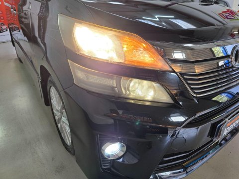 Toyota Vellfire 49