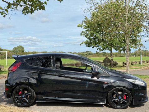 Ford Fiesta 1.6T EcoBoost ST-3 Euro 6 3dr 17