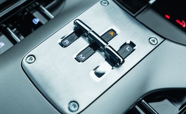 Ferrari Purosangue V12 32