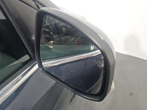 Ford Focus 1.6 Focus Zetec 125 Auto 5dr 80