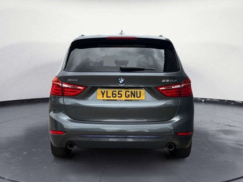 BMW 2 Series 2.0 220d xDrive Sport Auto 4WD 5dr 4