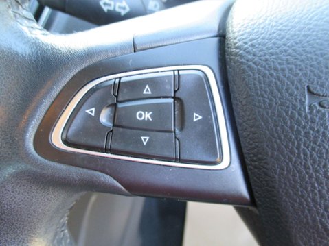 Ford C-Max 1.5 TDCi Zetec Euro 6 (s/s) 5dr 26